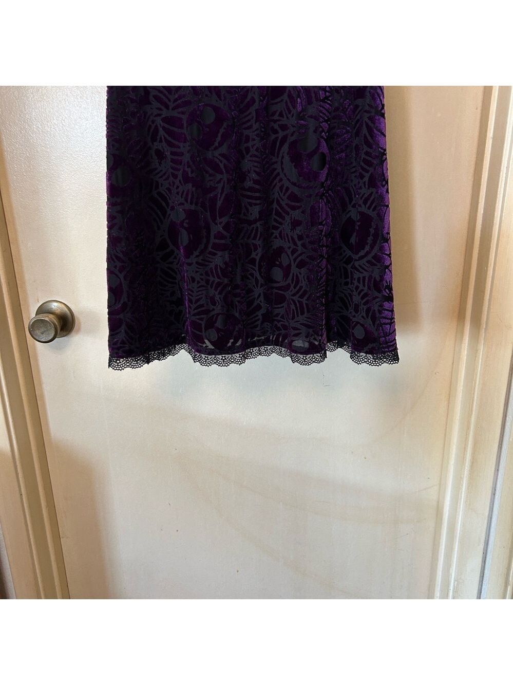 Disney Nightmare Before Christmas Purple Velvet Dress with Black Lace Detail M - Picture 12 of 13